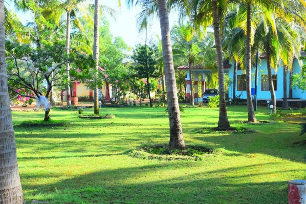 Devbag Resort Карвар Екстериор снимка